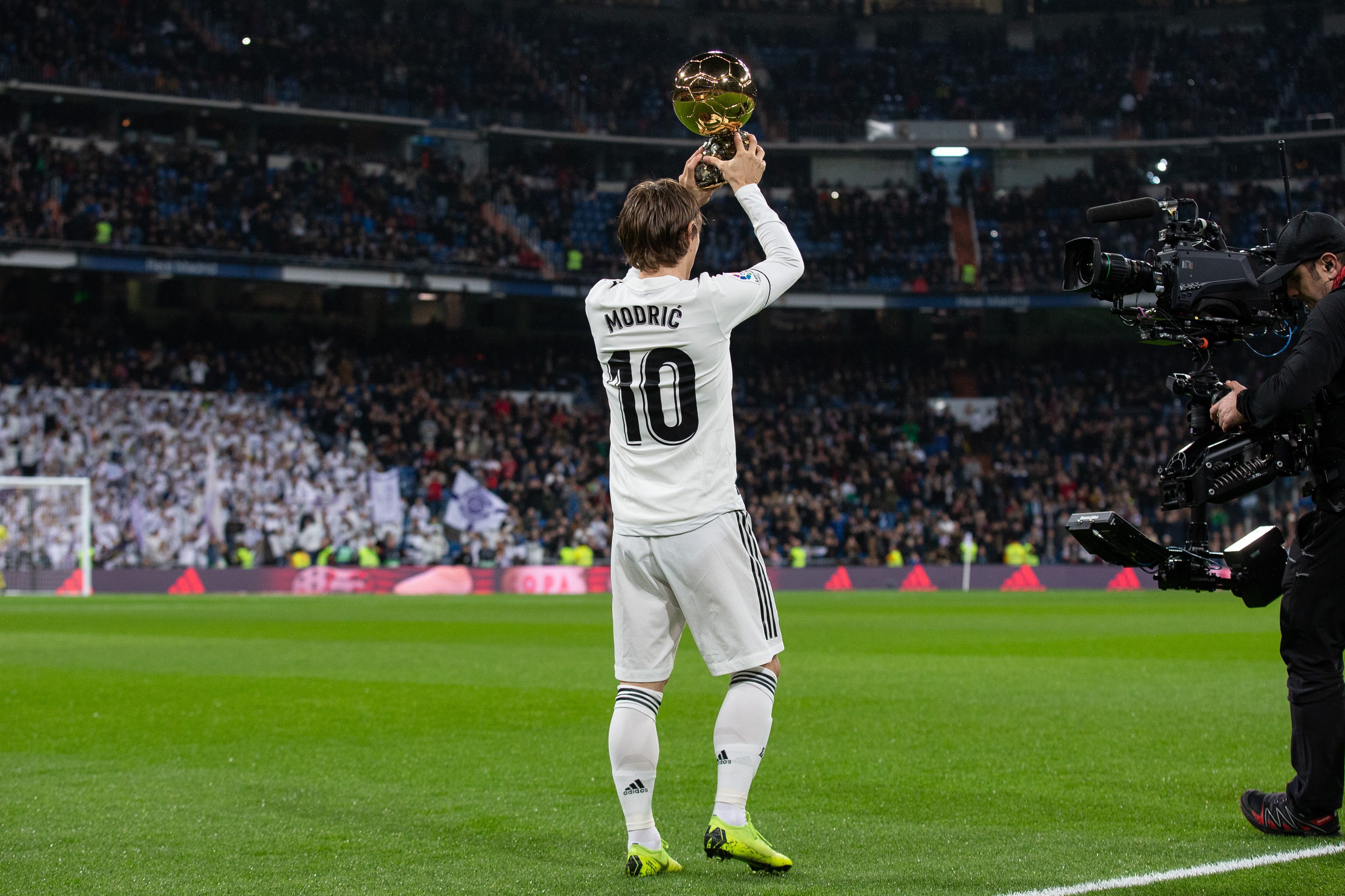 2026年全国青少年冬季阳光体育大会将在乌鲁木齐举办