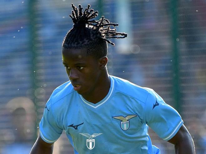 场比赛在高 场比赛在高